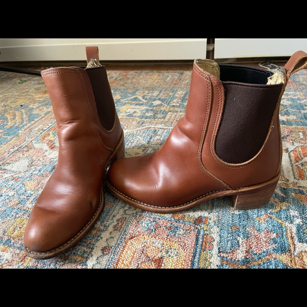 Red Wing Heritage Harriet Boots